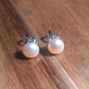 Pink Shell Pearl Stainless Steel Stud Earrings